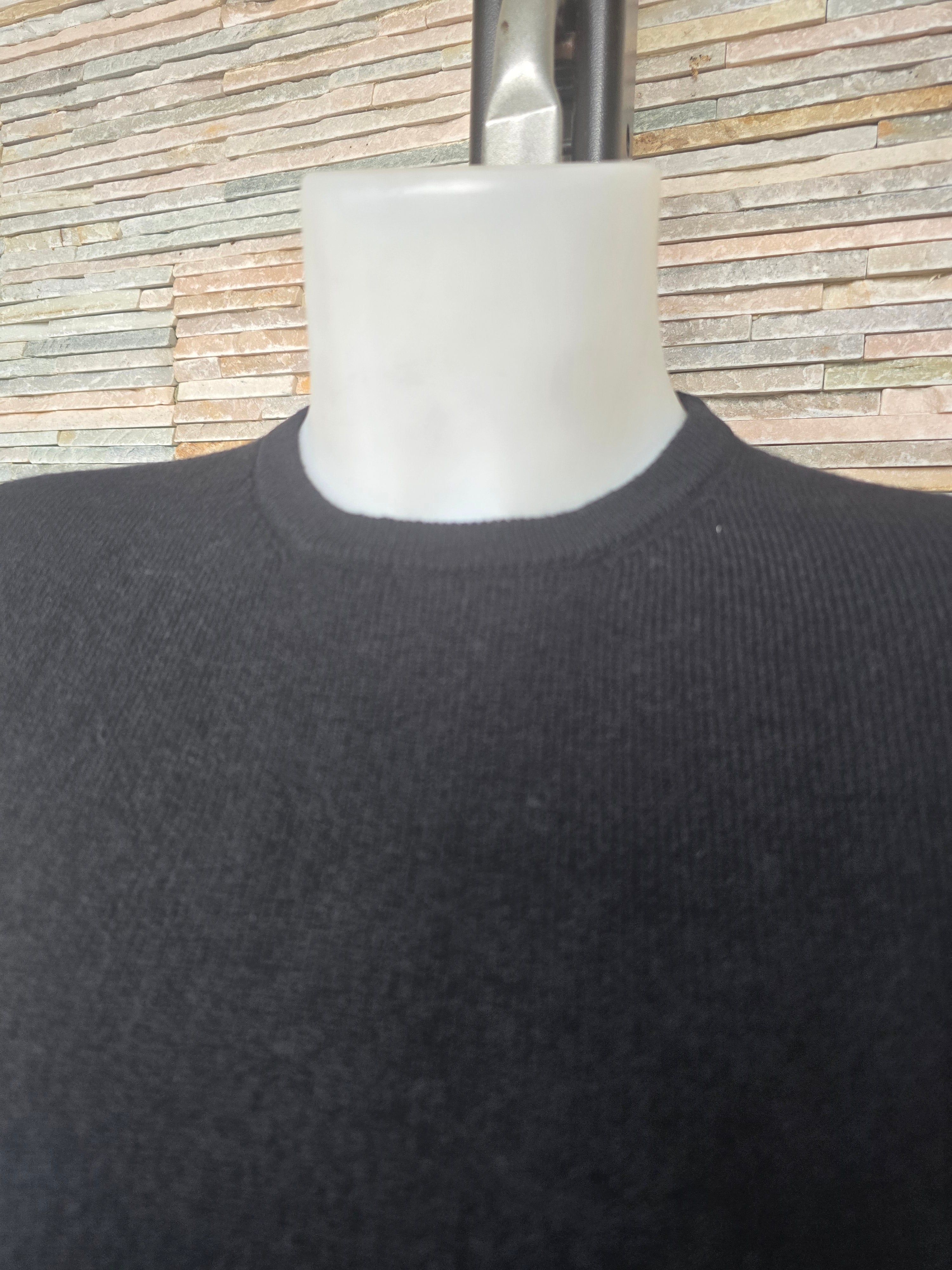 Maglia sottogiacca in puro cashmere giro collo
